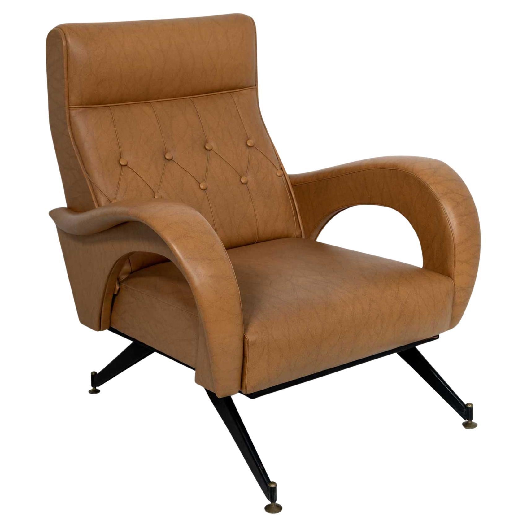 Marco Zanuso Style Mid-Century Modern Italian Leather Lounge Chair, 1970s For Sale