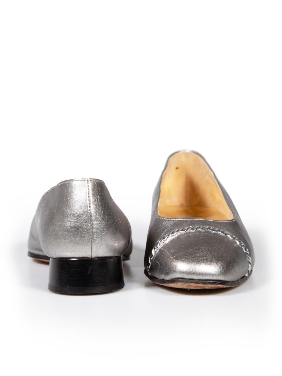 MarcoMoreo Silberne Leder-Pumps mit gewebtem Detail Größe IT 37,5 im Zustand „Gut“ im Angebot in London, GB