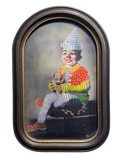 Baby Clown – antike bemalte Fotografie in Rahmen