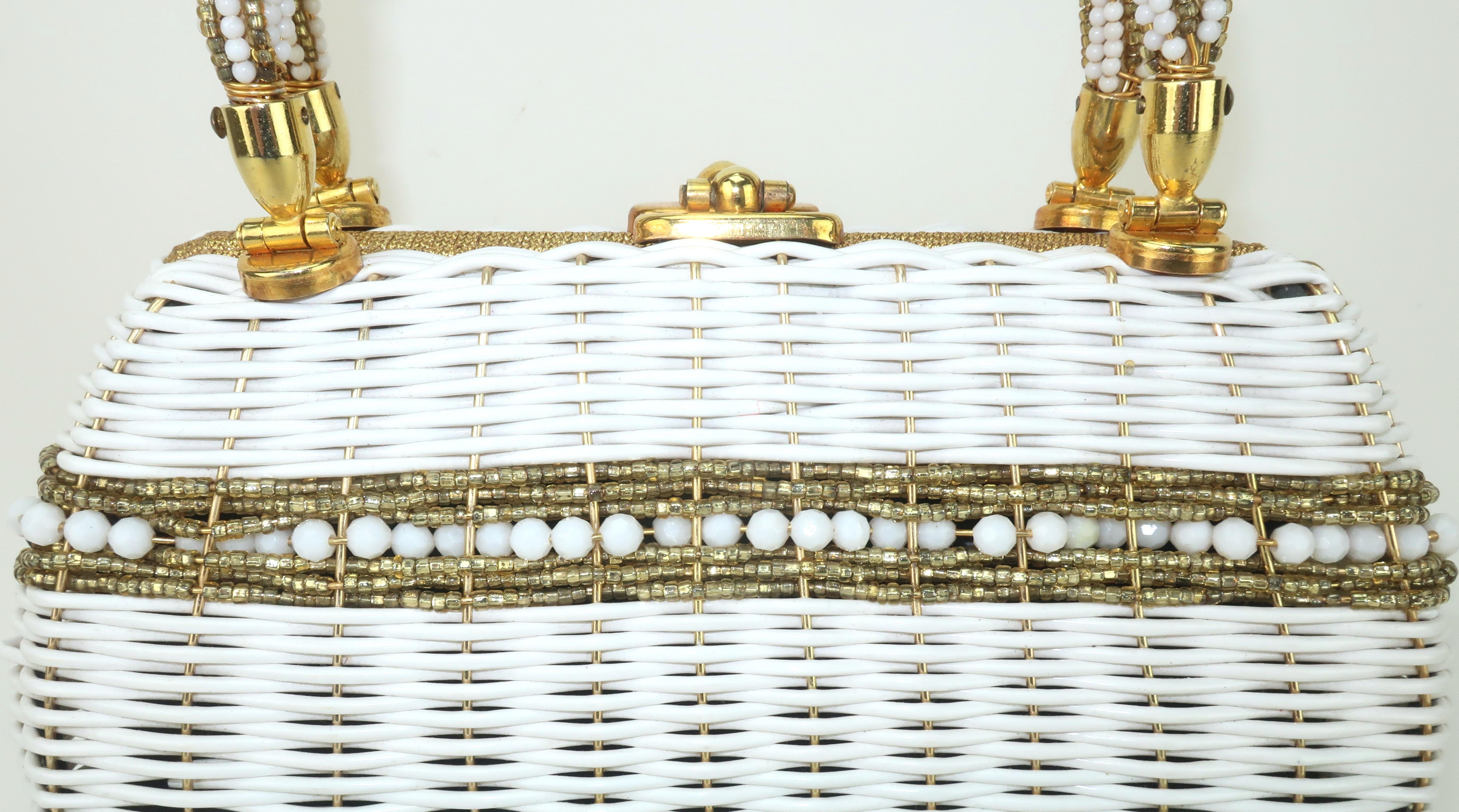 Borsa in paglia bianca e oro di Marcus Brothers con perline, anni '50 in vendita 4