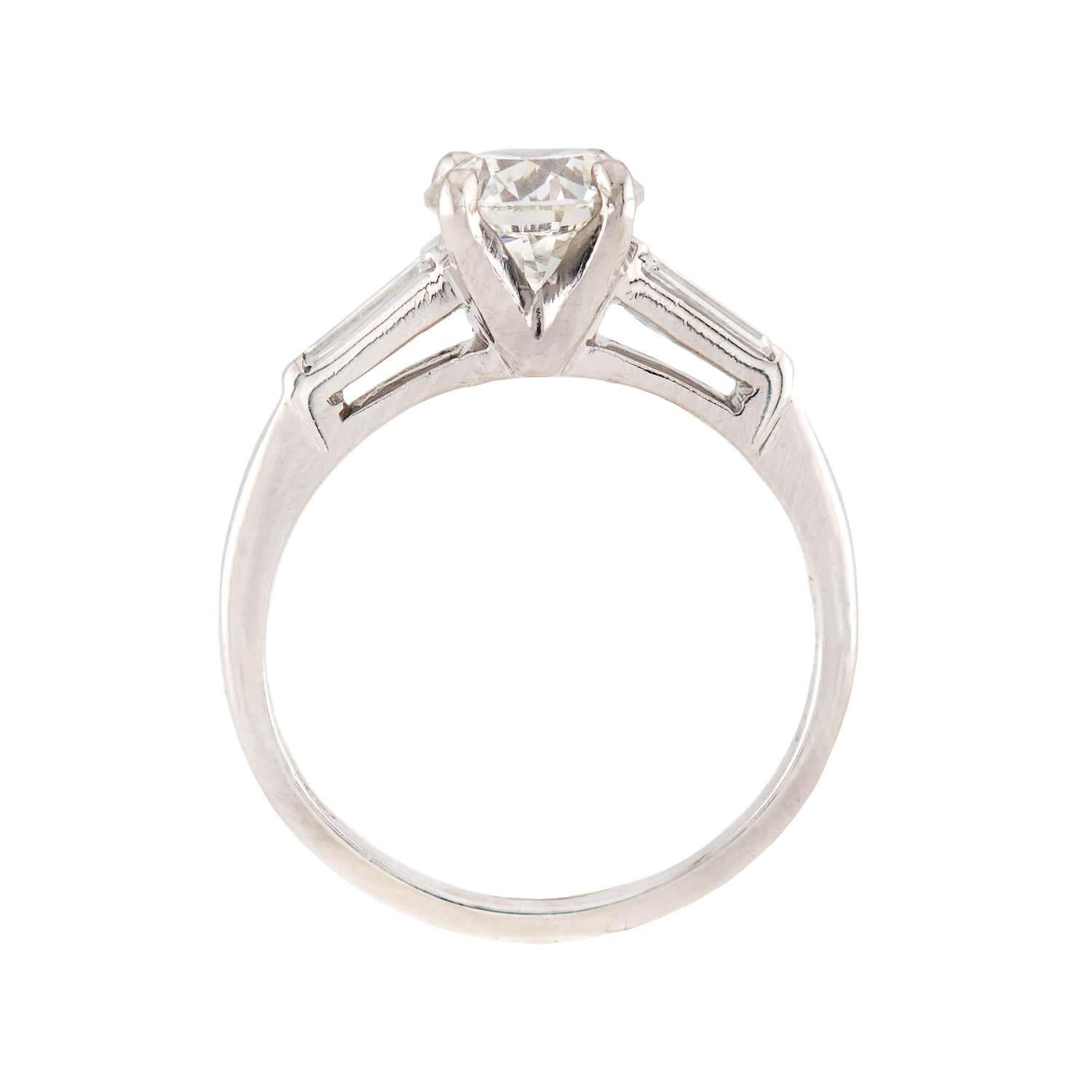MARCUS & CO. Anillo de compromiso de diamantes retro en platino 1.01 ct Corte europeo antiguo en venta
