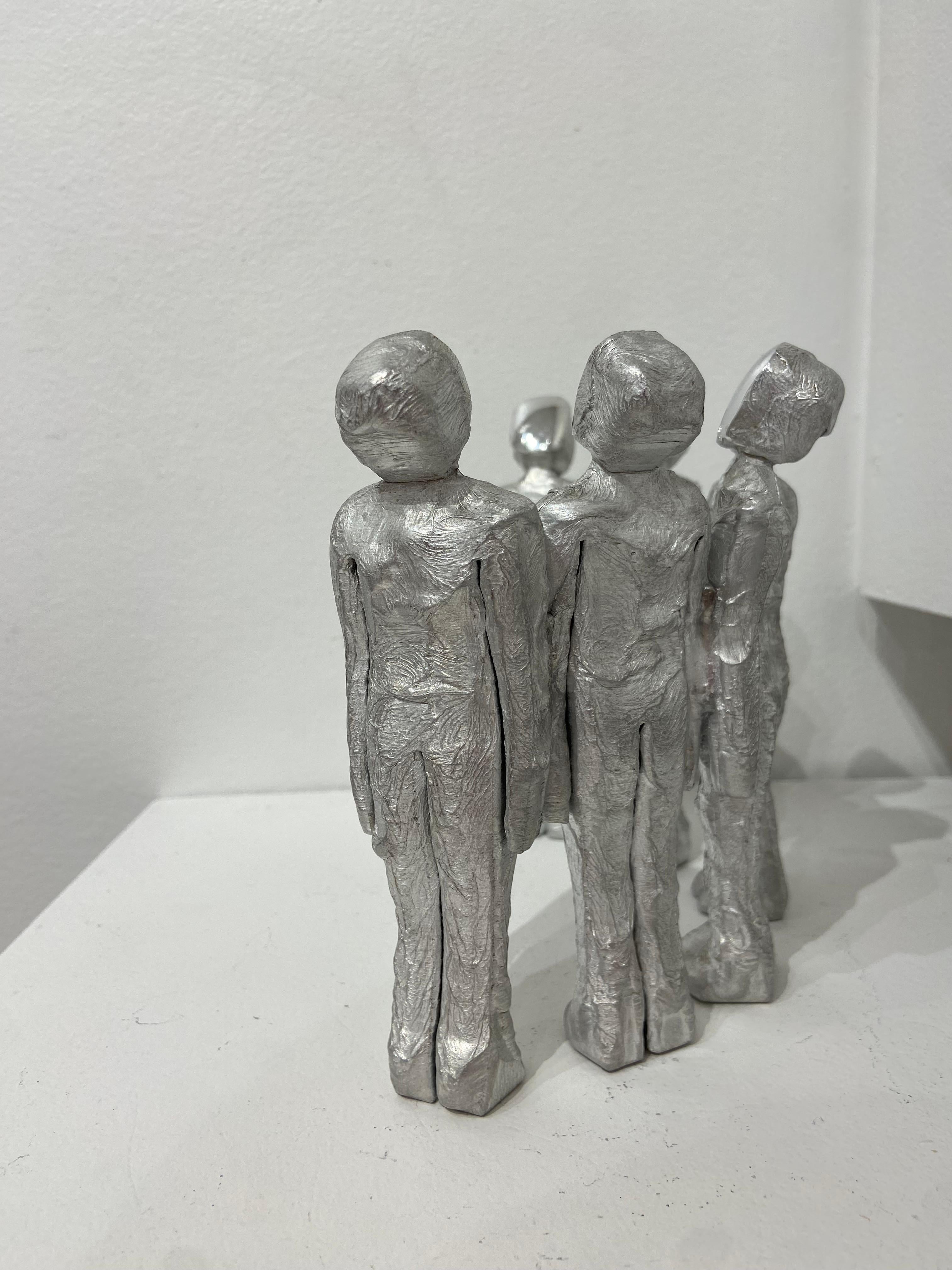 Hominium ( groupe de 6 ) - Contemporary Sculpture by Marcus Egli