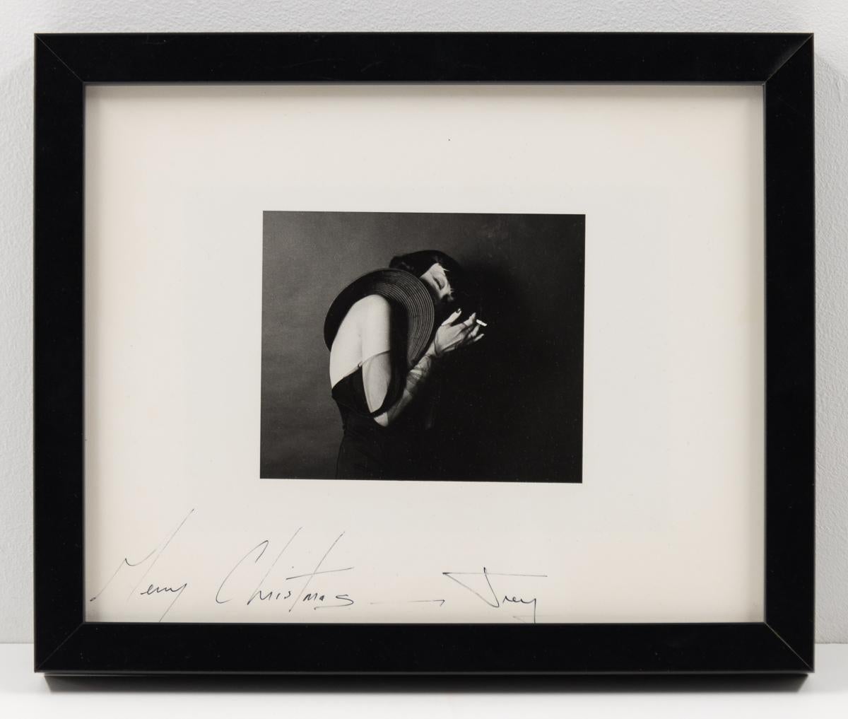 Larissa – Photograph von Marcus Leatherdale