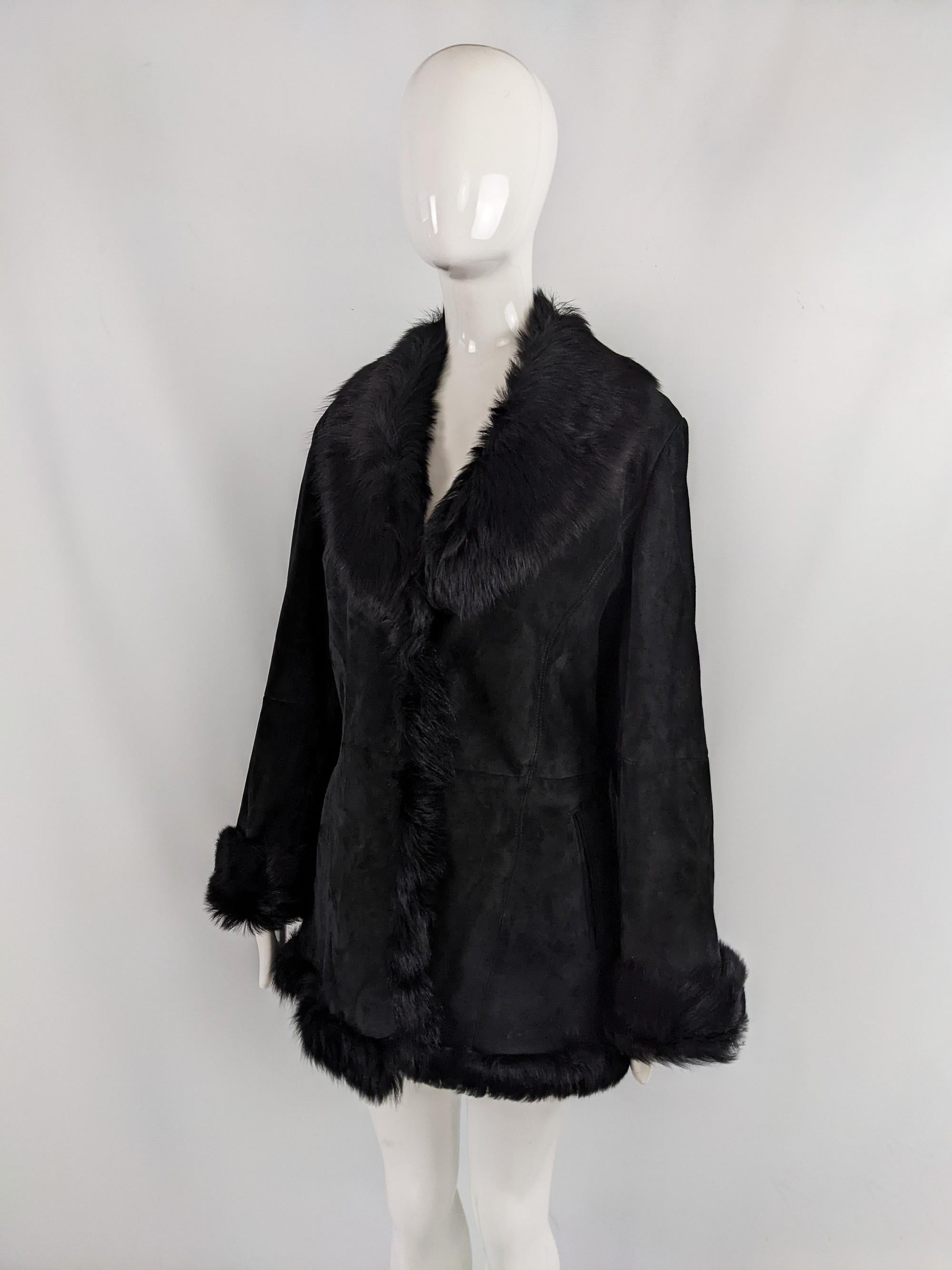 Women's Marella by Max Mara Vintage 1990s Womens Black Suede & Lamb Shearling Coat For Sale