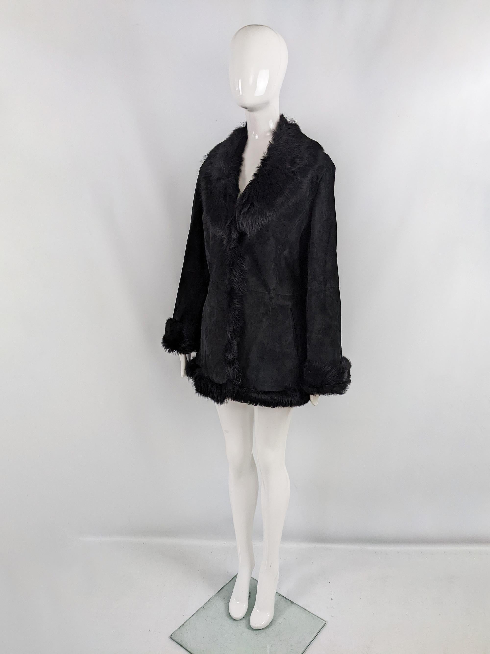 Marella by Max Mara Vintage 1990s Womens Black Suede & Lamb Shearling Coat For Sale 1