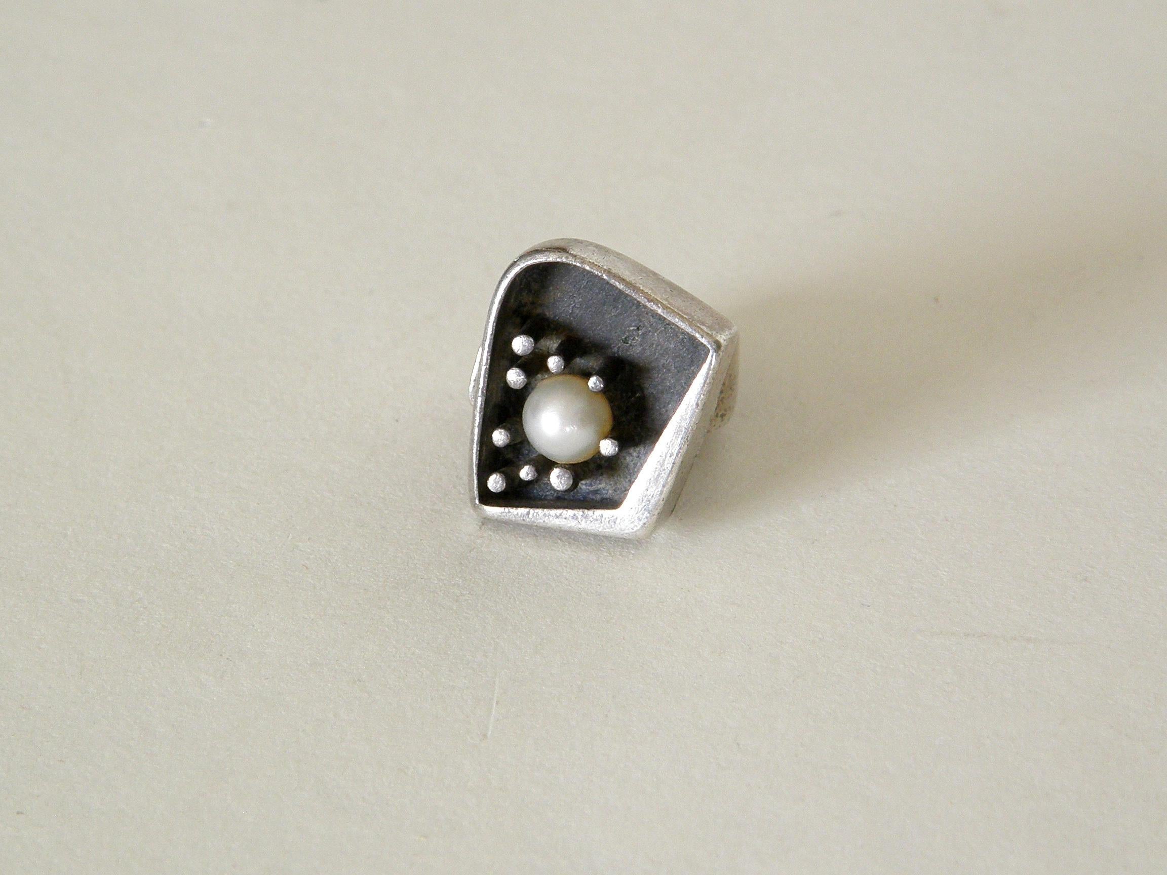 Uncut Margaret De Patta Modernist Sterling Silver Ring with Pearl For Sale