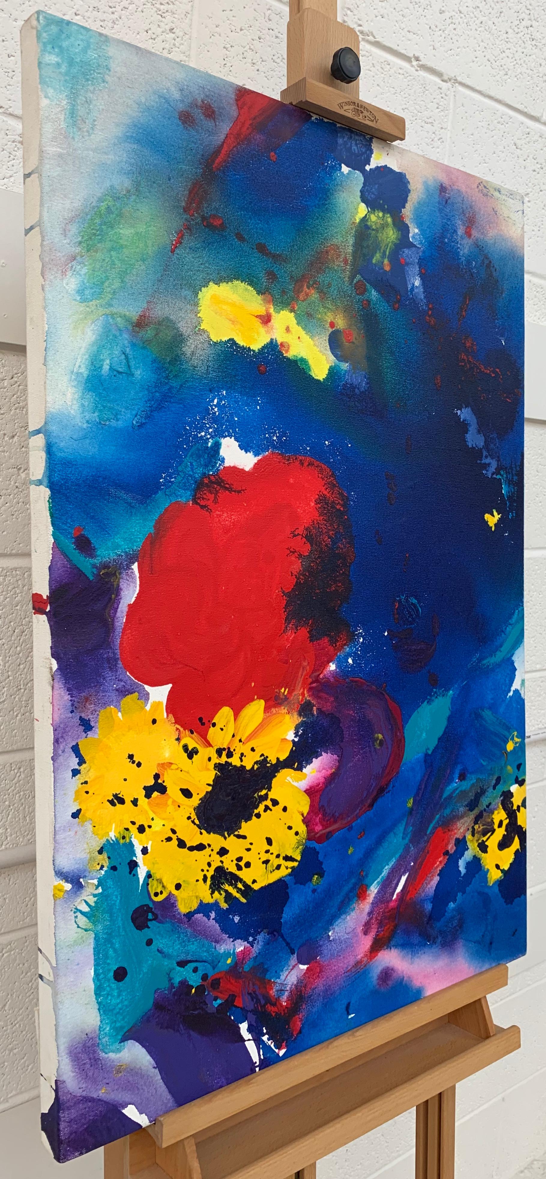 Pintura Abstracta Flores Azul Rojo Amarillo Púrpura por Artista Modern British - Painting de Margaret Francis