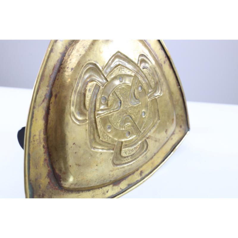 Margaret Gilmour Arts & Crafts Glasgow School brass Celtic Interlaced Pin Tray For Sale 6
