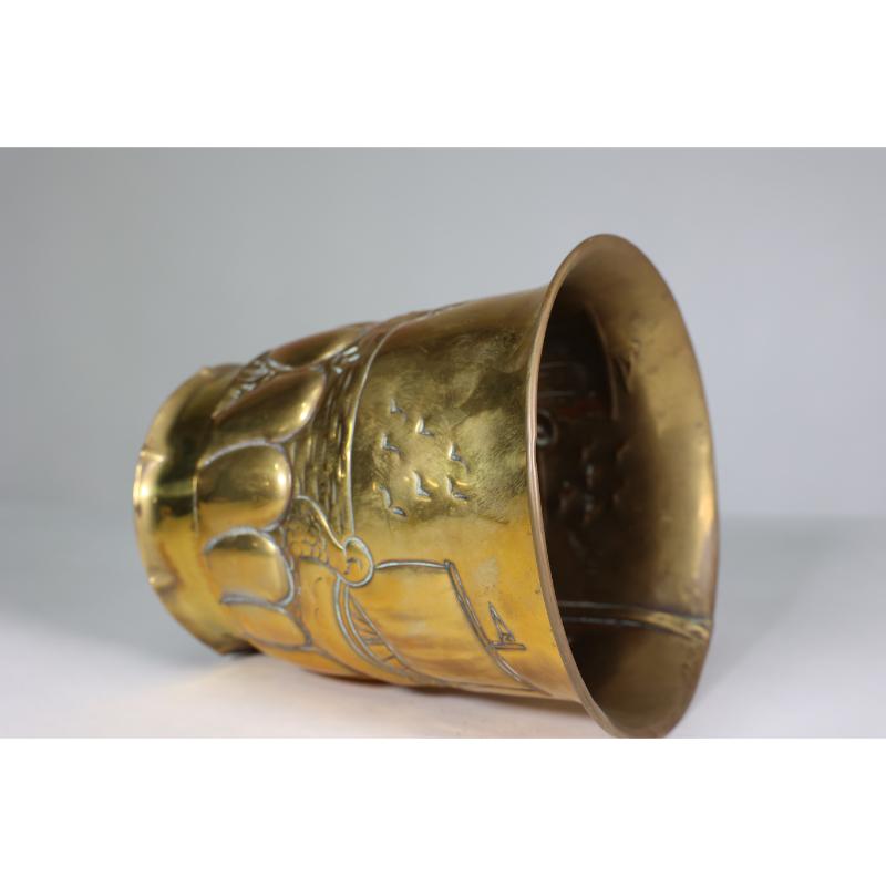 Margaret Gilmour School. An Arts & Crafts brass planter with a galleon at sea. For Sale 10