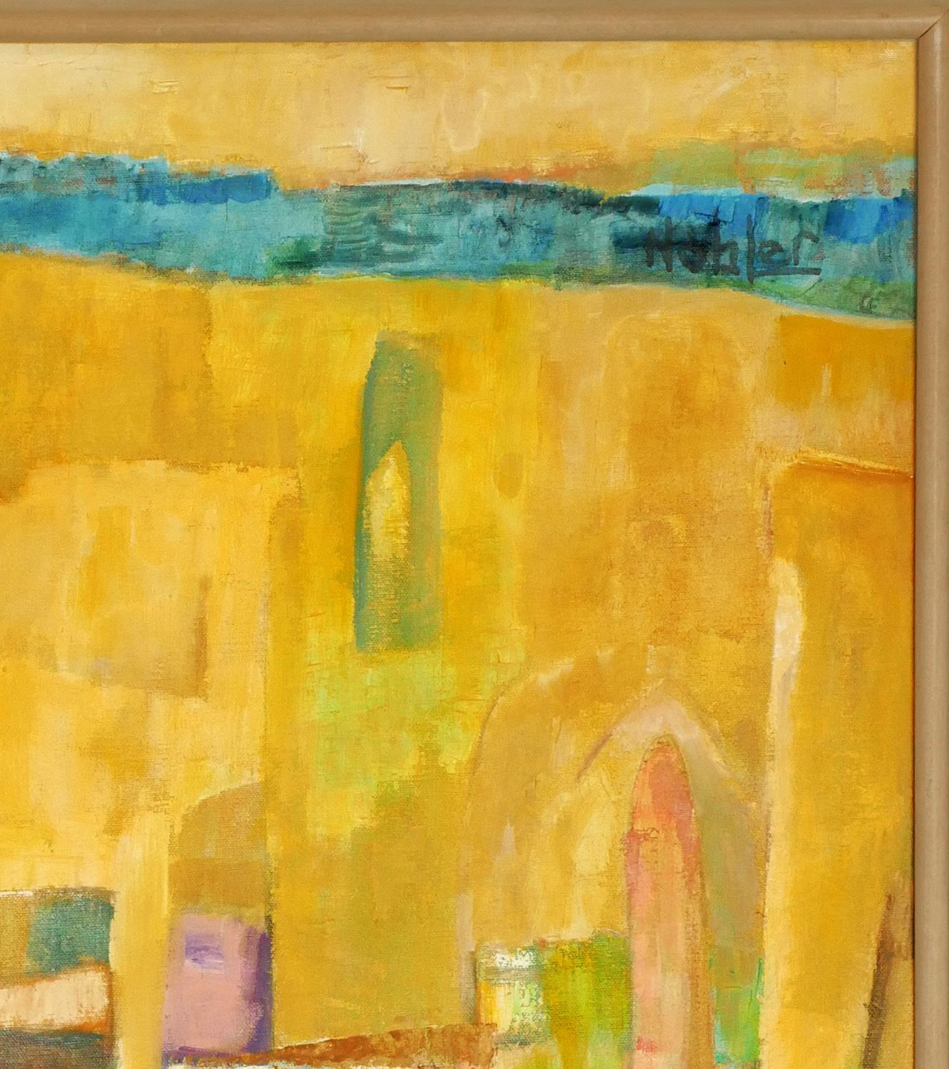 Peinture moderne de paysage abstrait jaune par l'artiste Margaret Nobler de Houston, TX. L'œuvre présente une collection de bâtiments d'inspiration cubiste sur un fond jaune vif. Signé par l'artiste dans les coins supérieurs et inférieurs droits du