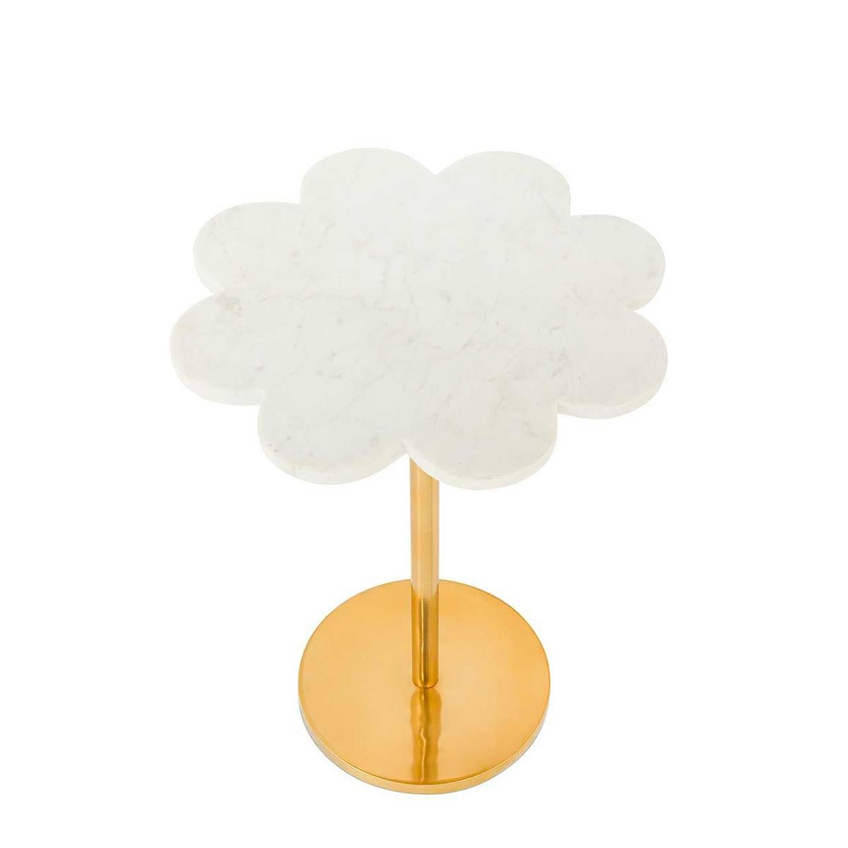 Side Table Margaret Stone with structure in
steel in gold finish and with white polished
stone top.