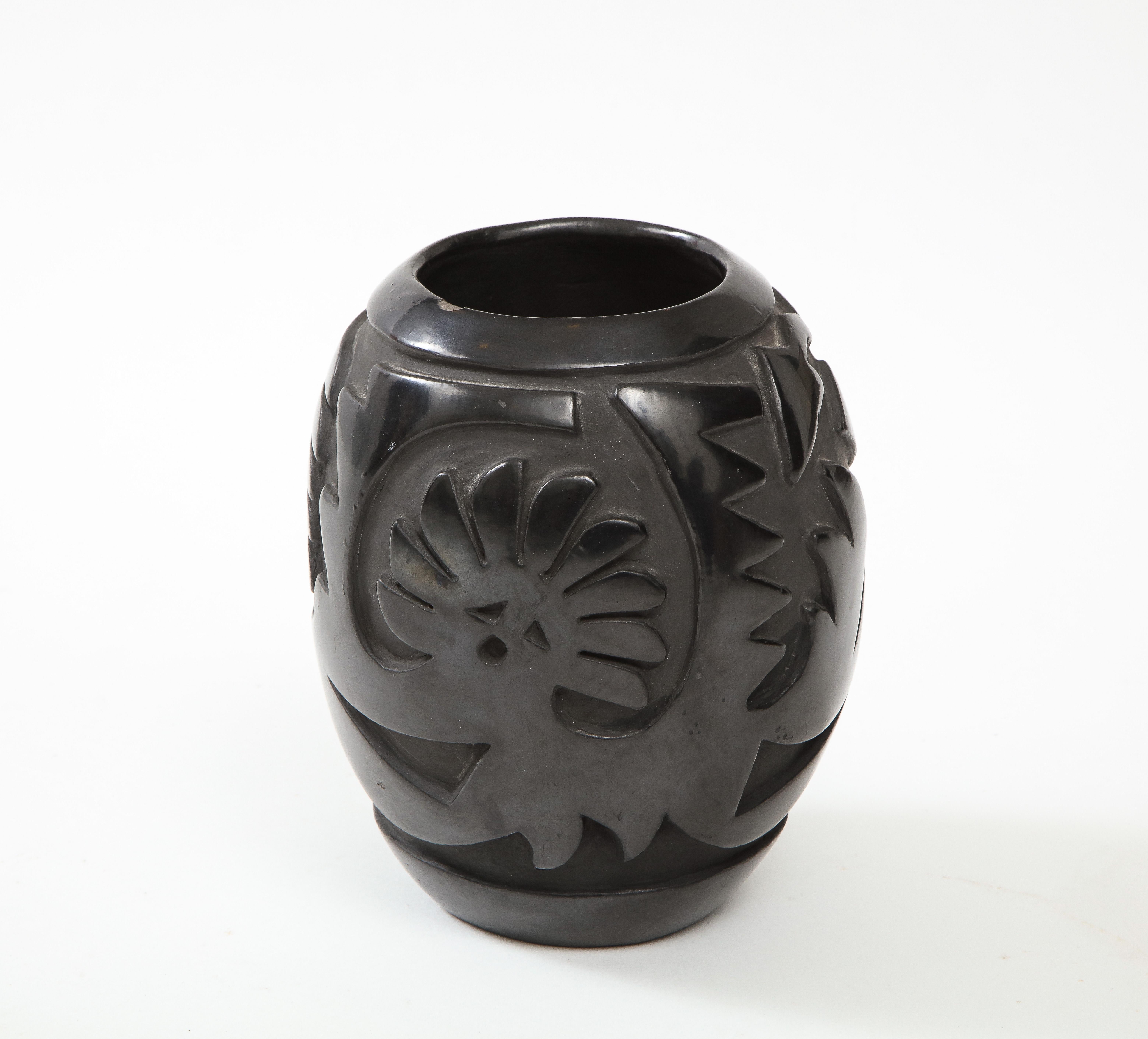 Margaret Tafoya, Pueblo Carved Black Pottery Vase 1