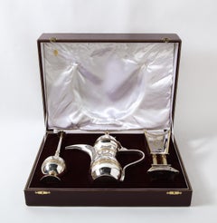 Margaret Thatcher and State of Qatar, Garrard & Co. Silver Gilt Presentation Set