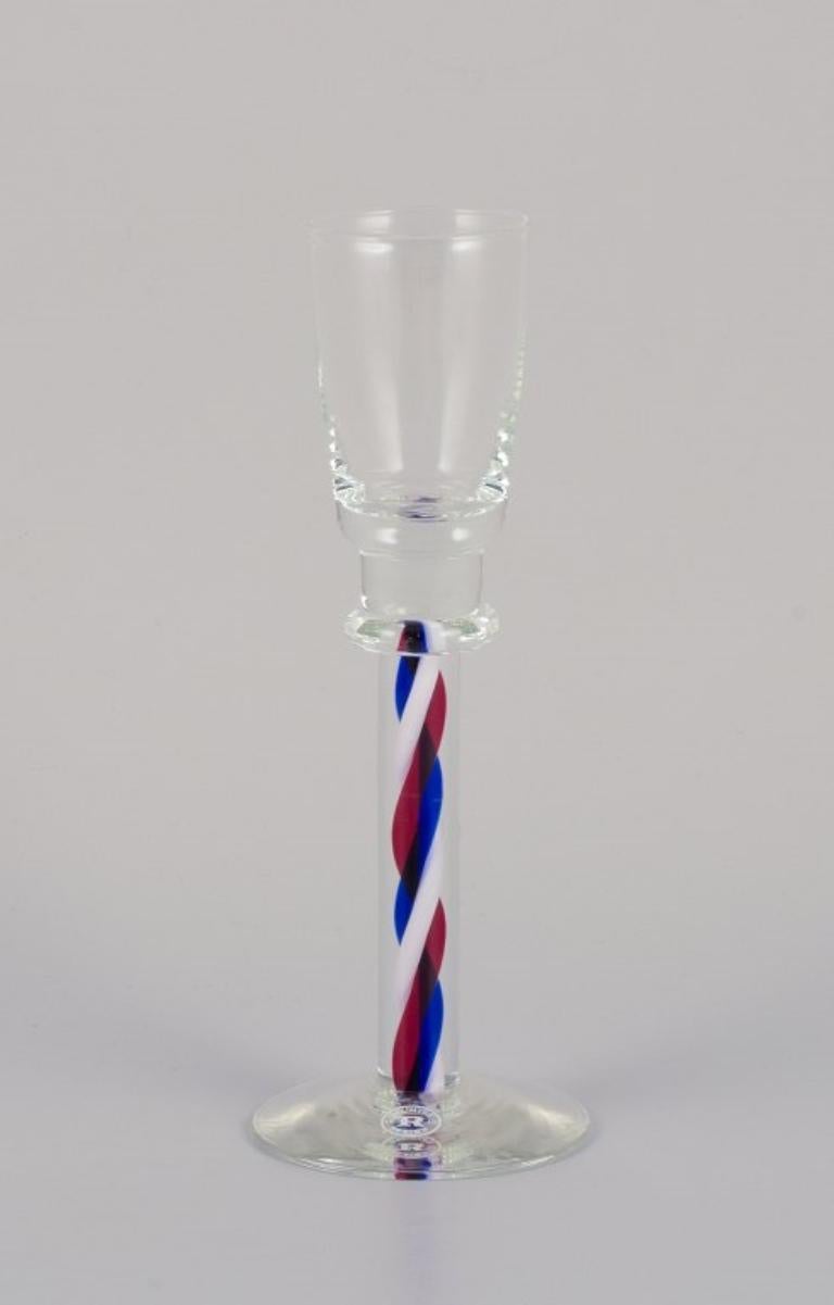 Margareta Hennix for Reijmyre, Sweden. Set of four schnapps glasses. In Excellent Condition For Sale In Copenhagen, DK