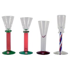 Margareta Hennix per Reijmyre, Svezia. Set di quattro bicchieri da grappa.