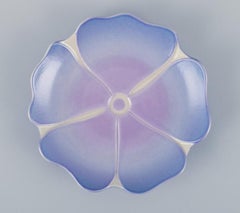 Margareta Hennix, Gustavsberg Studio. Unique ceramic bowl shaped like a flower