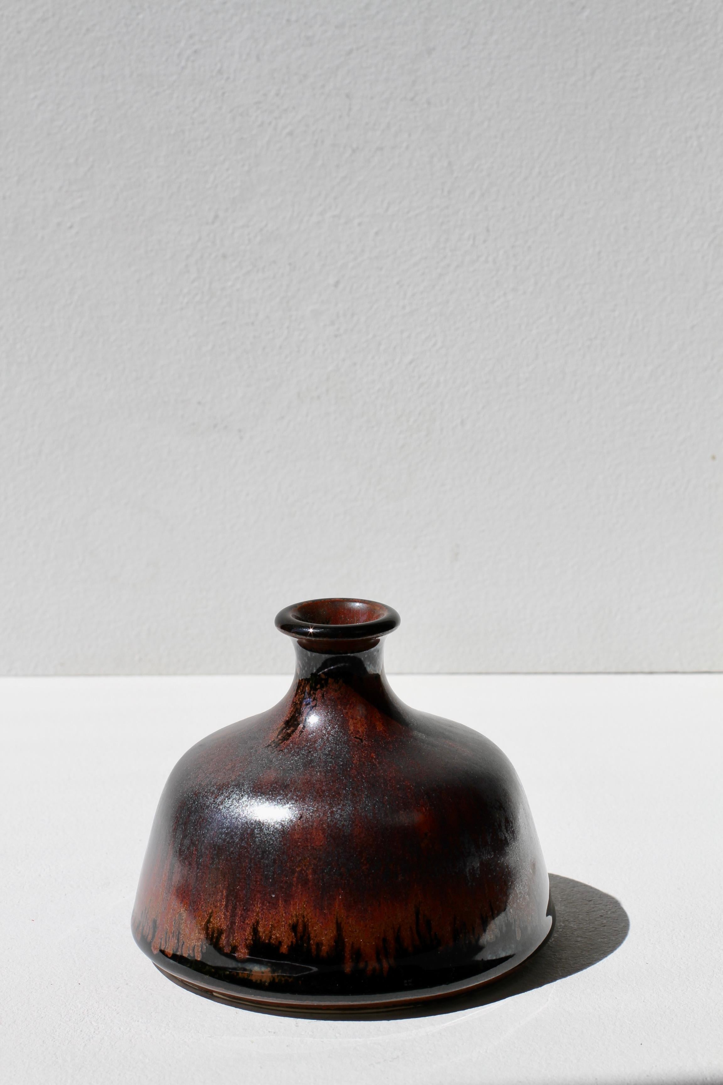 Céramique Margarete Schott German Studio Pottery Brown & Black Glazed Vintage Vase c.1984 en vente