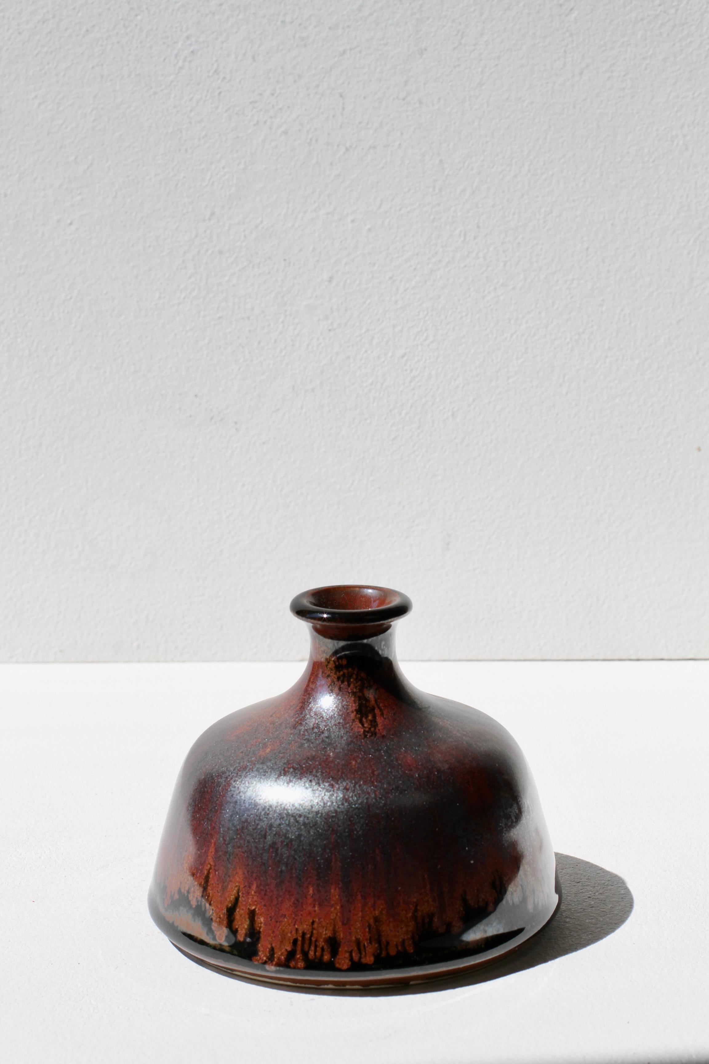 Margarete Schott German Studio Pottery Brown & Black Glazed Vintage Vase c.1984 en vente 1