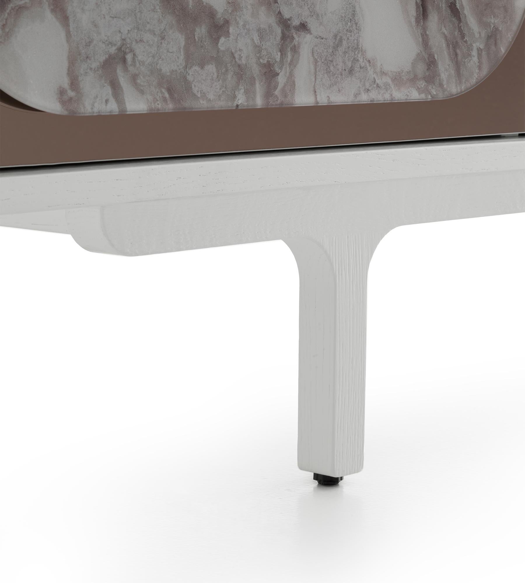 Cómoda Margarette, cuatro puertas, de Morica Design en Nuevo estado para la venta en Geneve, CH