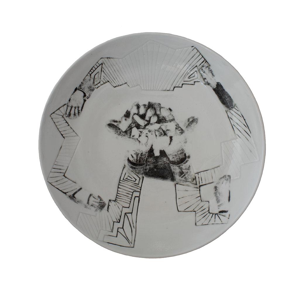 Margarita Paz-Pedro Abstract Sculpture - Large Plate