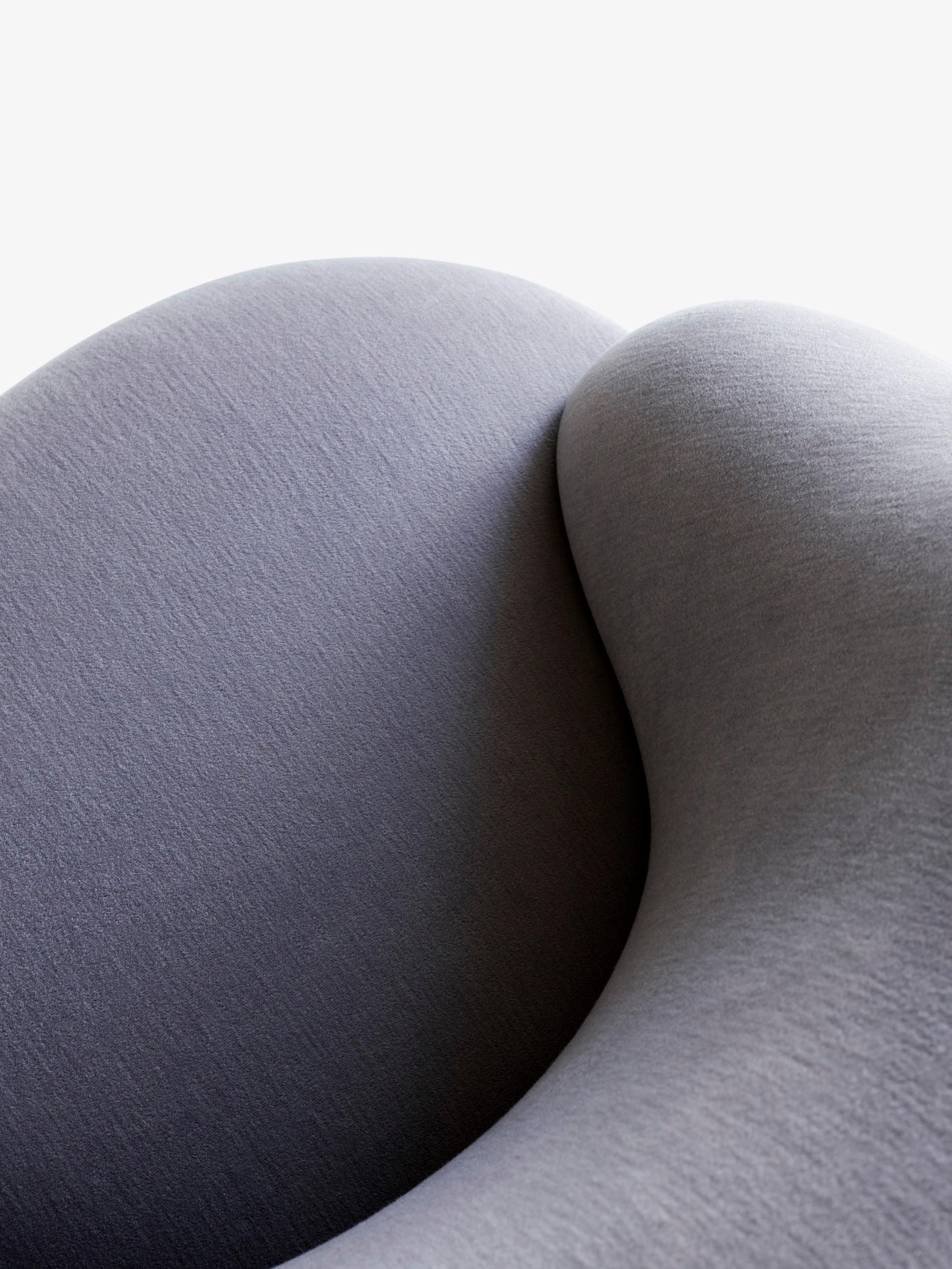 Scandinavo moderno Margas LC2-Kvadrat Gentle 133-Lounge Chair di Louise Liljencrantz per &Tradition in vendita