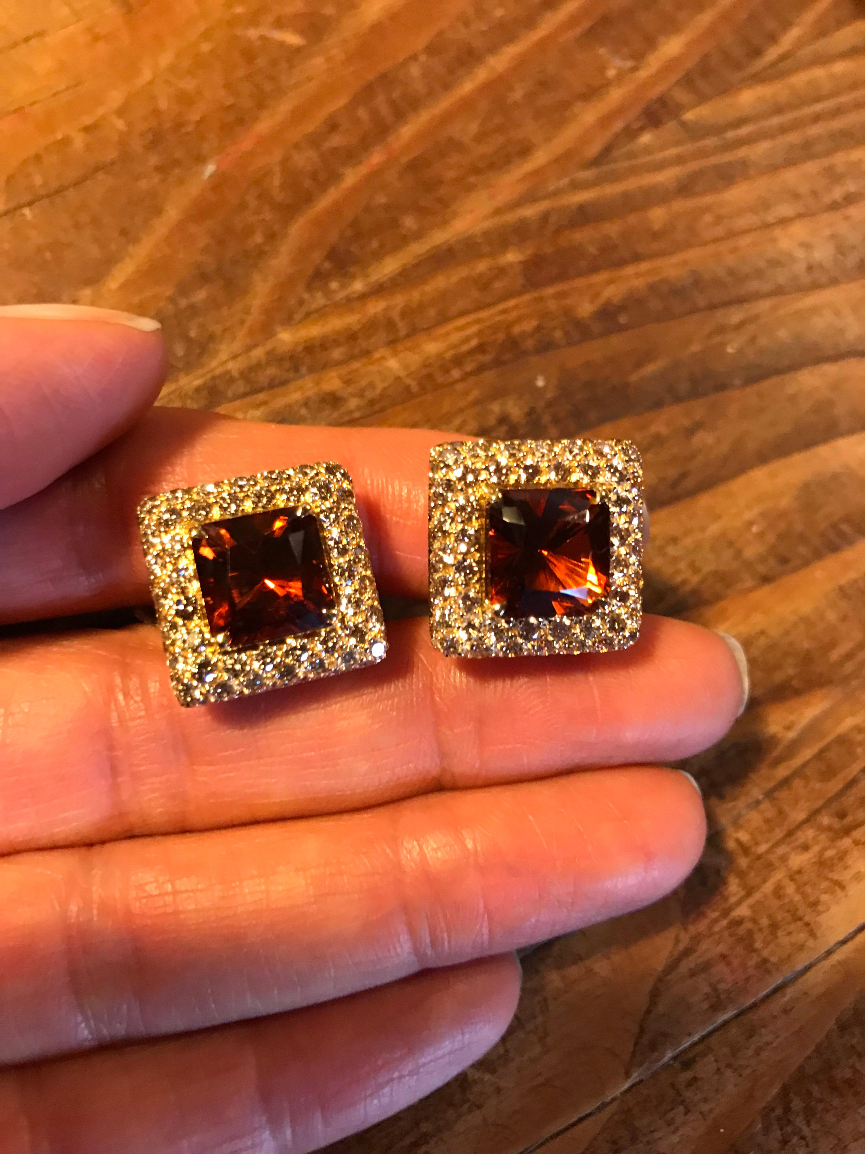 Madeira Citrine Quartz Brown Diamond Yellow 18KT Gold Made in Italy Earrings In New Condition For Sale In Valenza , IT