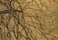 Thriving Perlenbaum blüht auf einem goldenen Hintergrund, kunstvoll ausgeführt