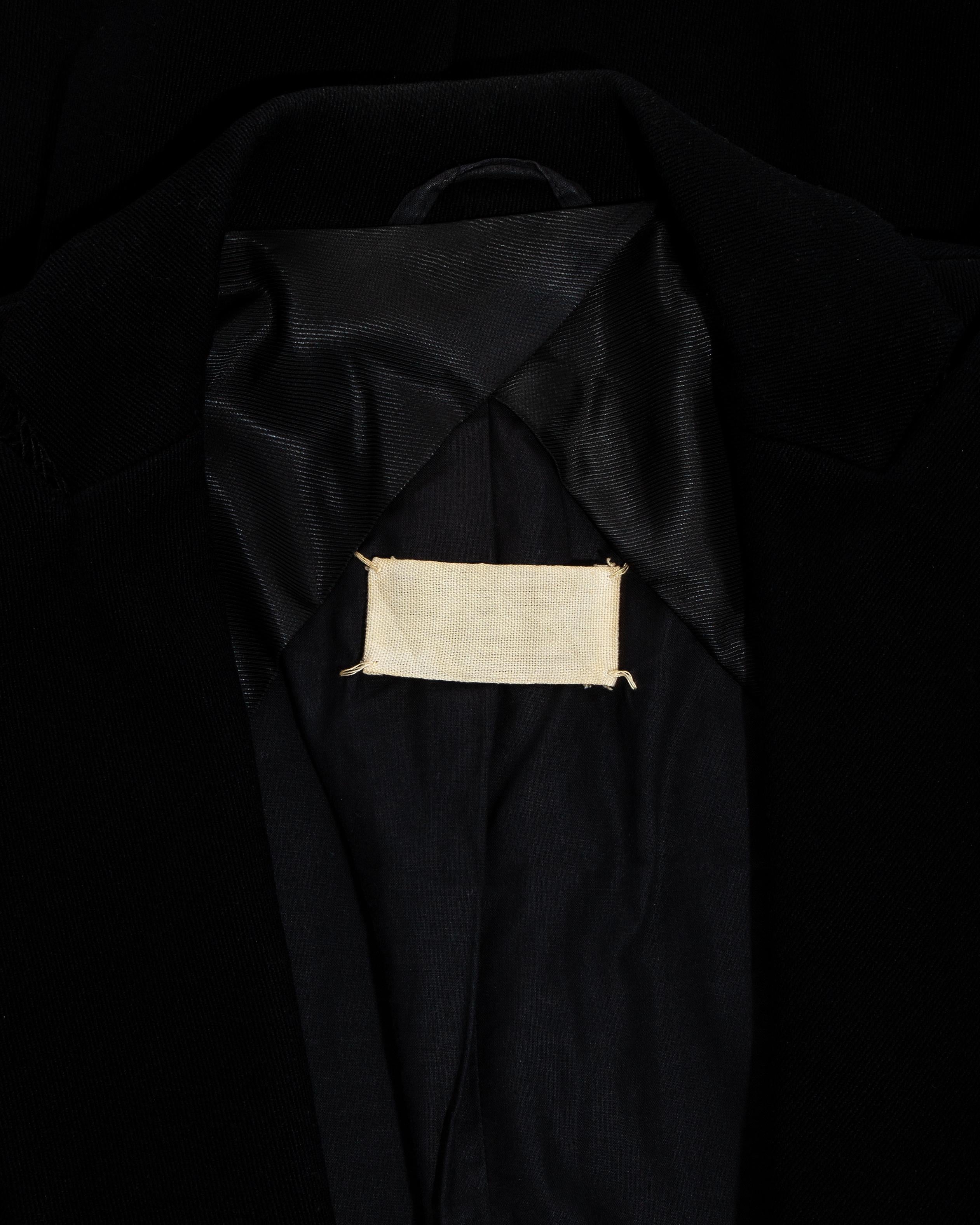 Margiela, manteau surdimensionné en laine noire avec ceinture Obi en cuir, automne-hiver 1996 en vente 6