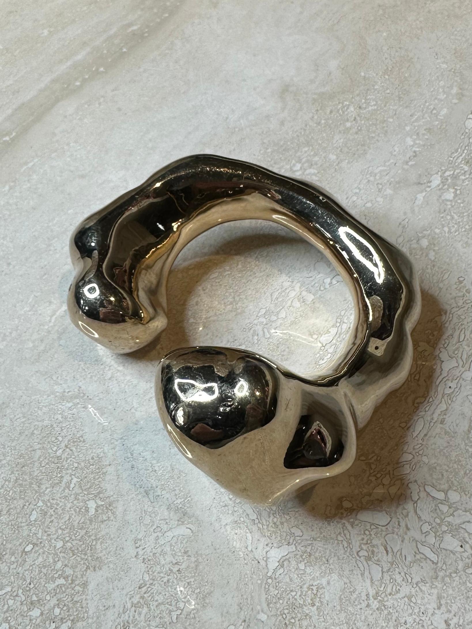Bracelet jonc abstrait vintage Boho Margiela en vente 3