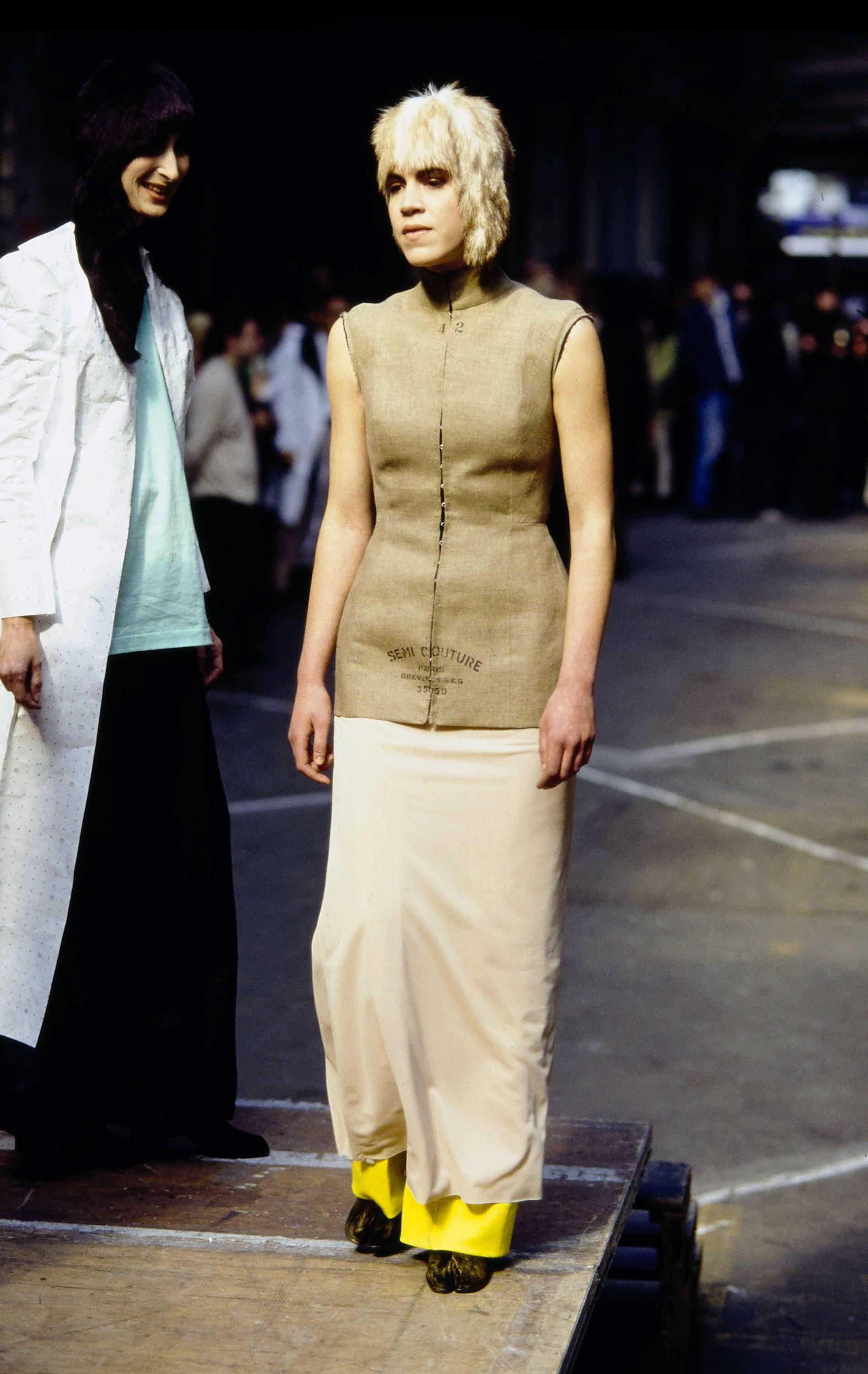 Margiela Linen Semi Couture Stockman Corset, fw 1997 In Excellent Condition In London, GB