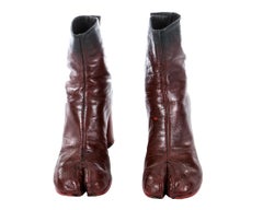 Margiela red leather painted tabi boots, fw 1995