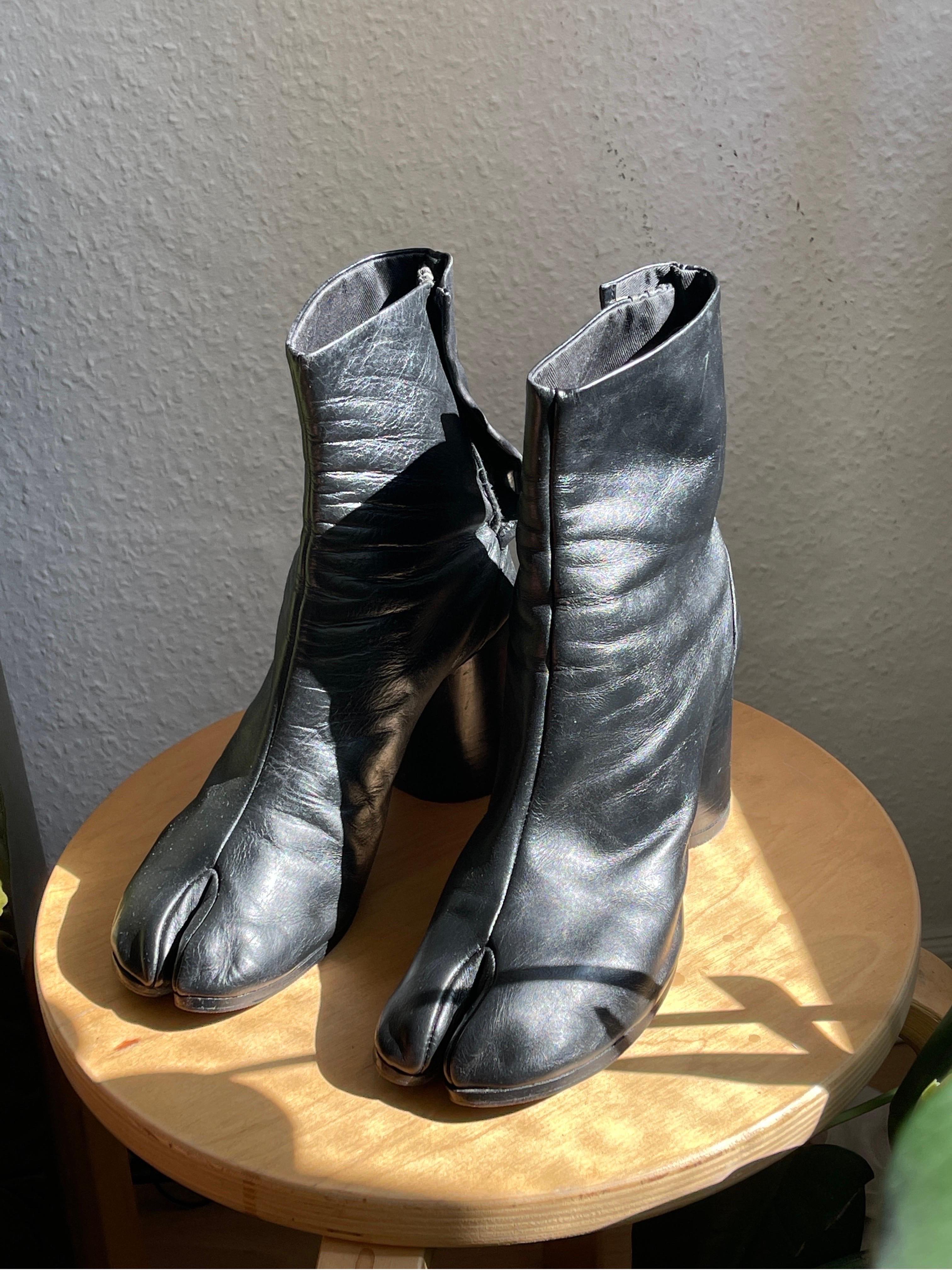 Margiela Tabi Boots Black 1990s Originals size 39 U.K. 6 In Good Condition For Sale In Berlin, DE