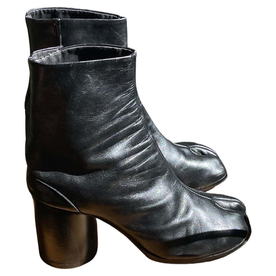 1990s Shoes - 221 For Sale at 1stDibs | 1990s shoes