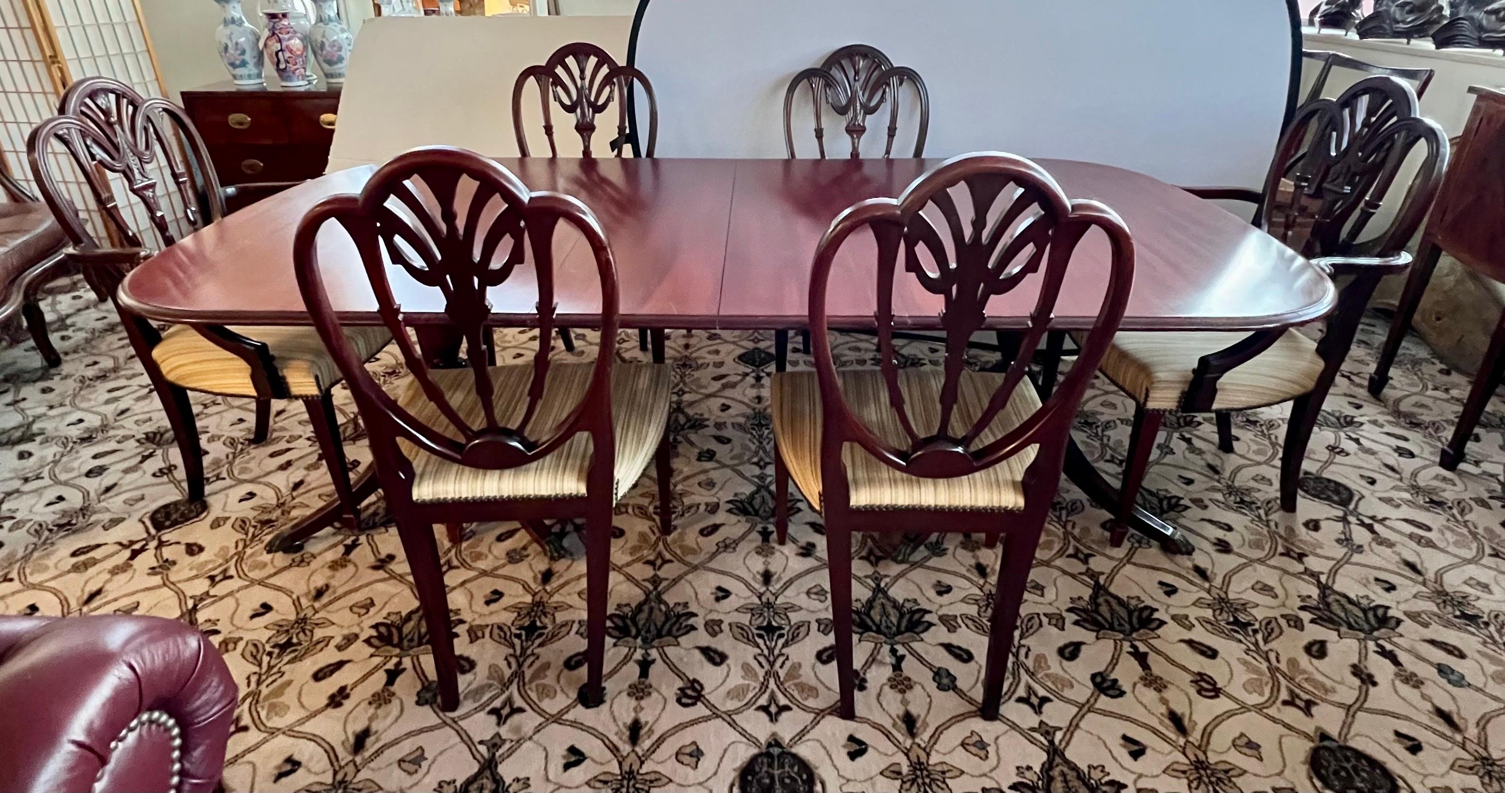 20th Century Margolis Hand Crafted Mahogany Dining Set, Dining Table, 6 Chairs For Sale