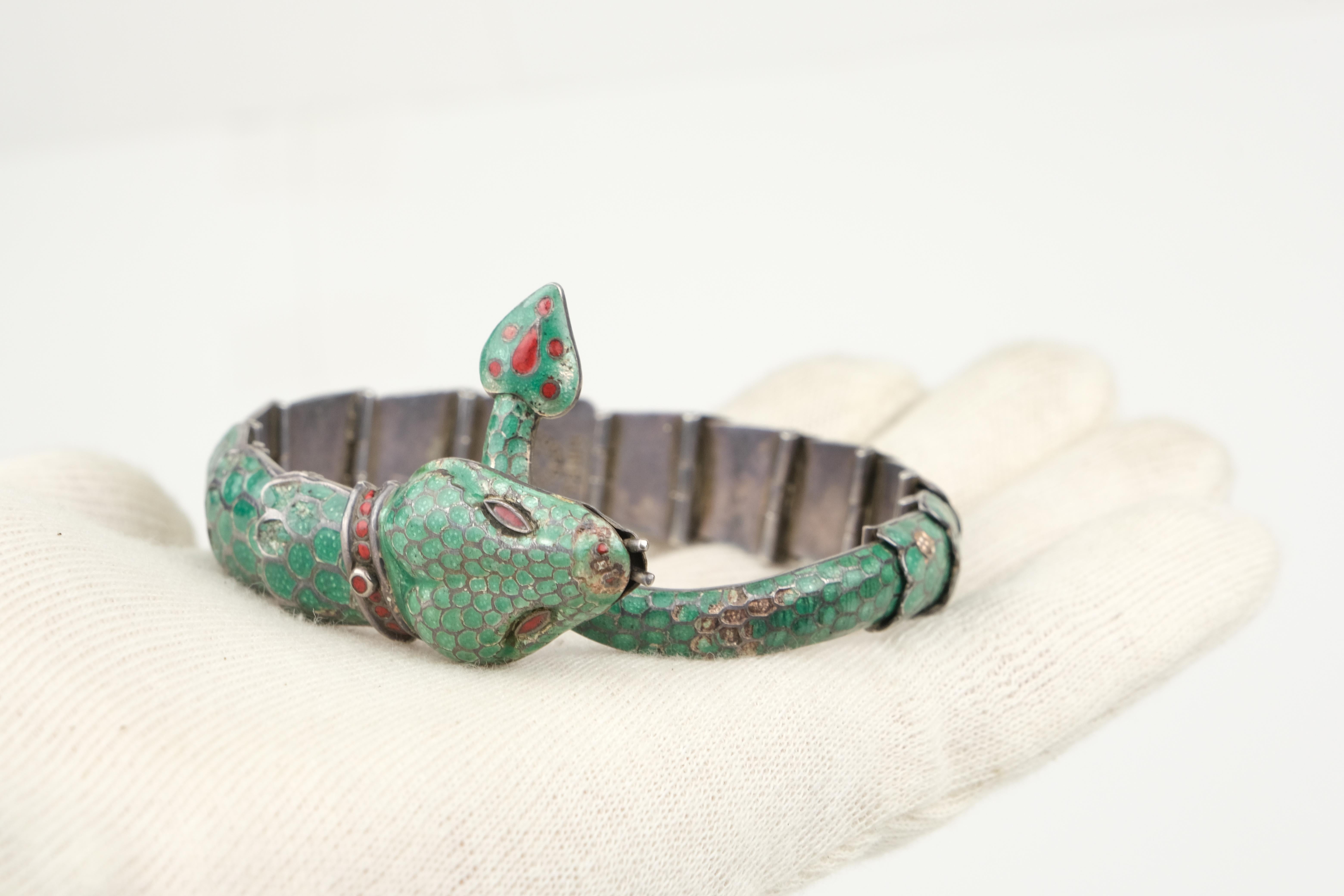 Margot De Taxco Champlevé Serpent Necklace and Bracelet Set Green In Fair Condition In Bradford, Ontario