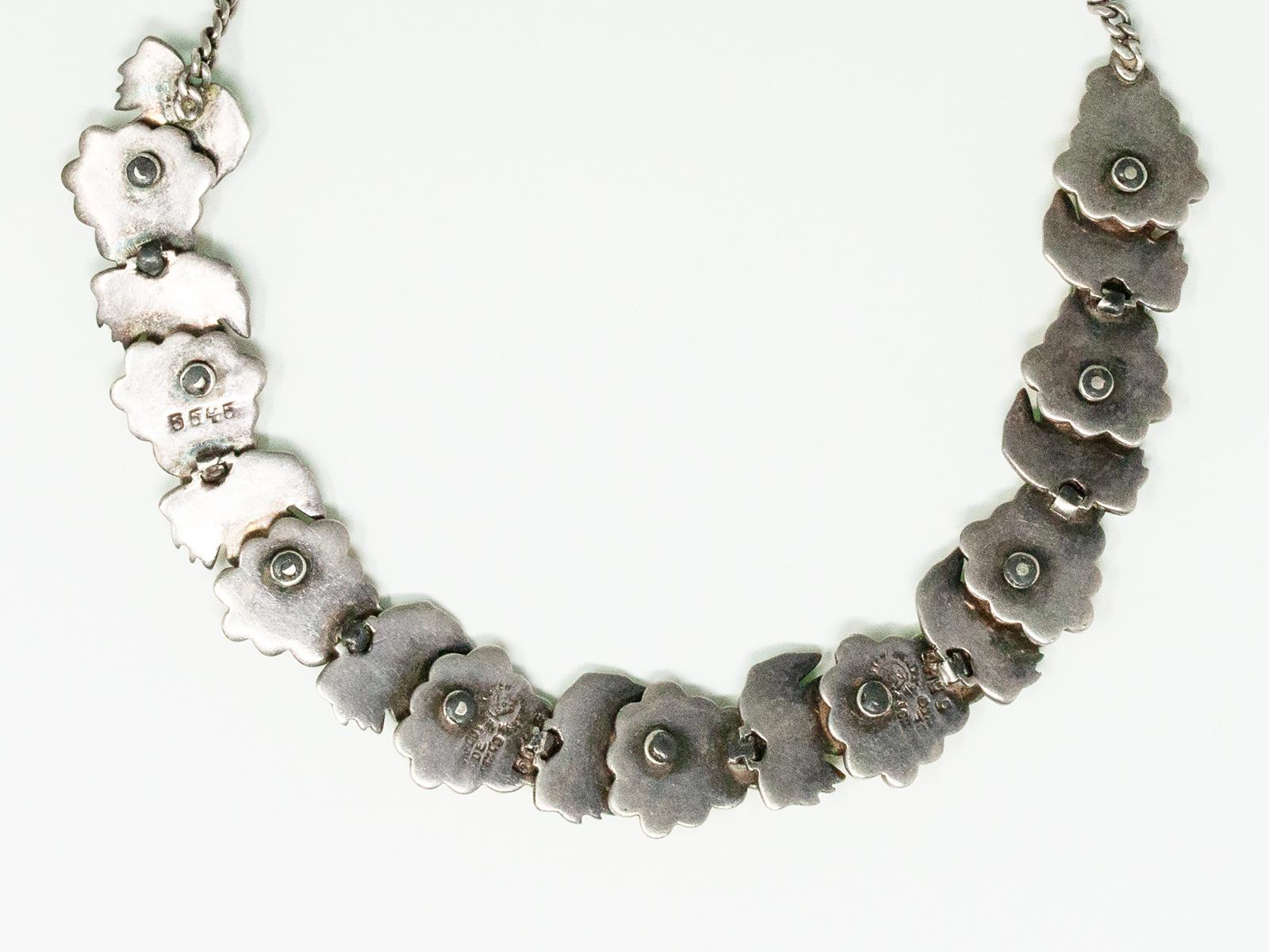 Margot De Taxco Collana di cloisonne e uva in argento in vendita 1