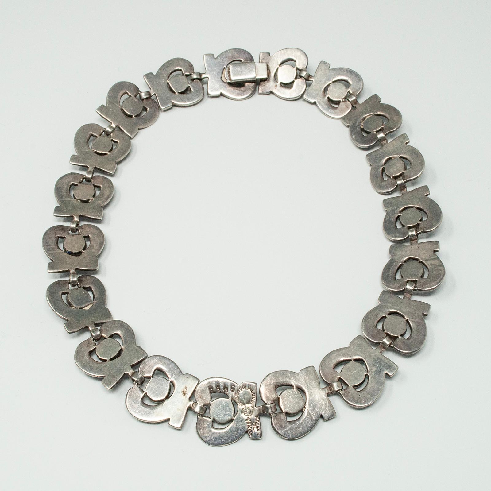 Margot De Taxco Collier en émail et argent et deux paires de boucles d'oreilles Pour femmes en vente