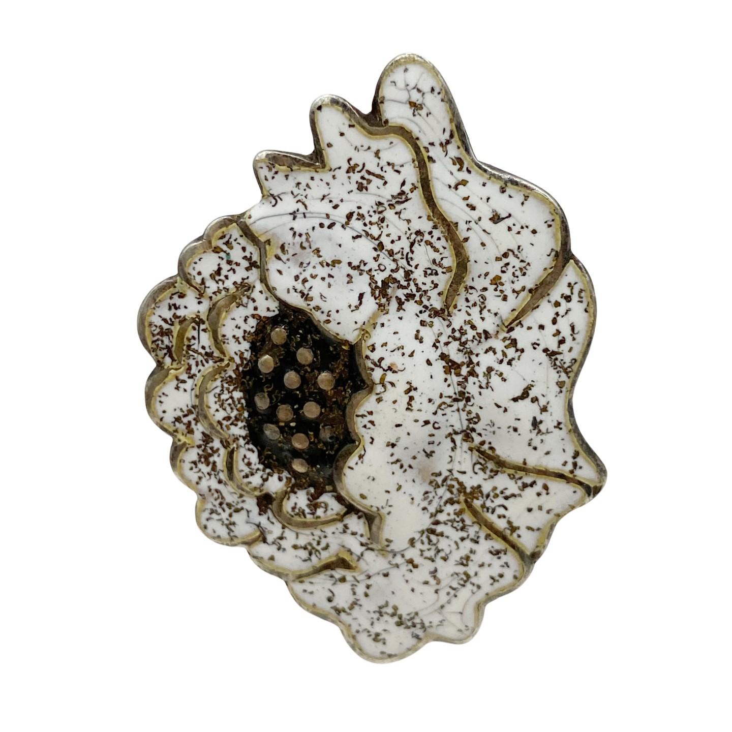 Modernist Margot de Taxco Silver Confetti Enamel Peony Flower 1950s Clip On Earrings For Sale