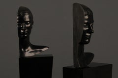 Sculpture classique contemporaine en bronze à trois quarts Trois Quarts 