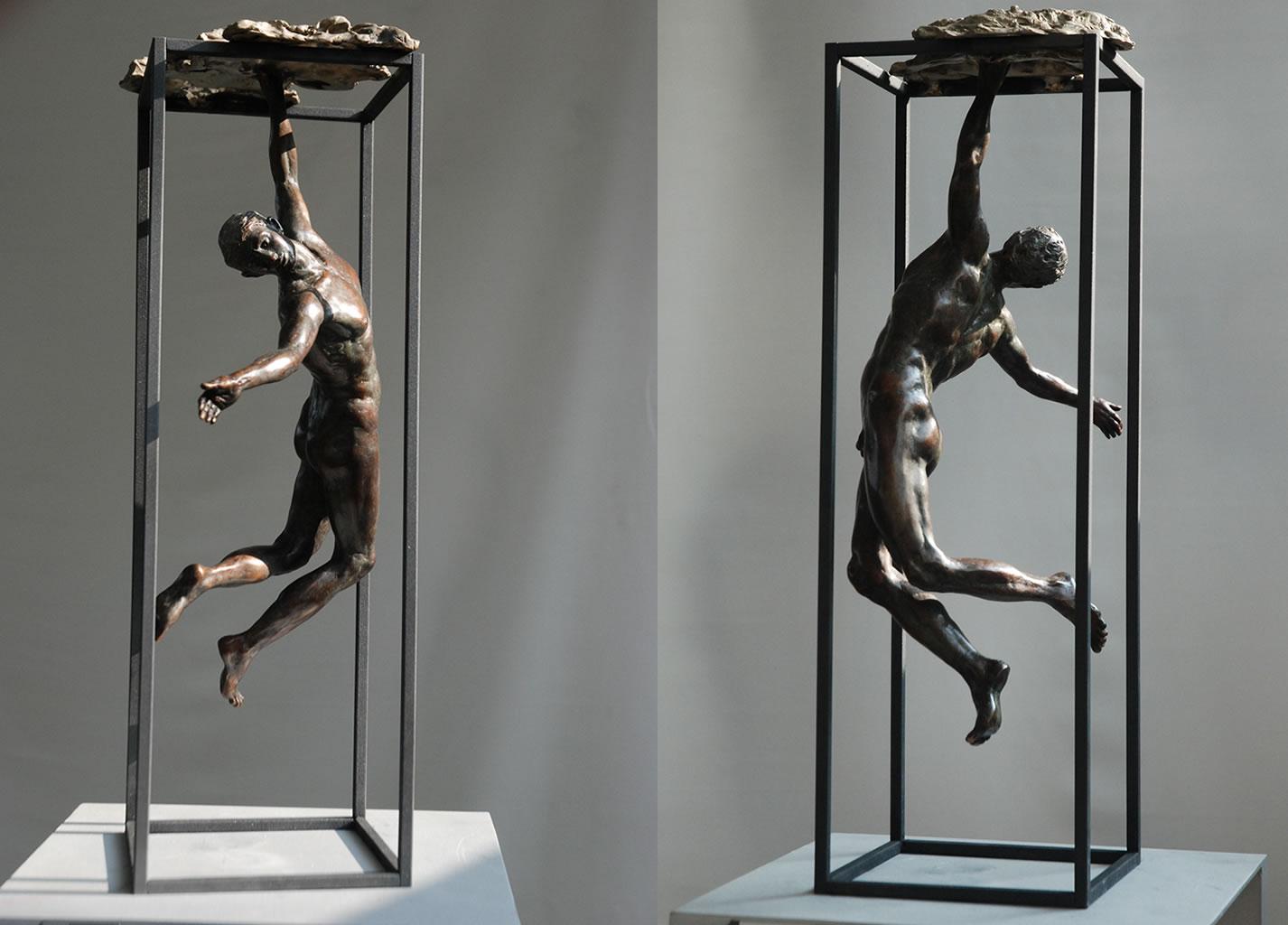 Azimuth-Bronze-Skulptur Klassische zeitgenössische Mythologie  (Zeitgenössisch), Sculpture, von Margot Homan