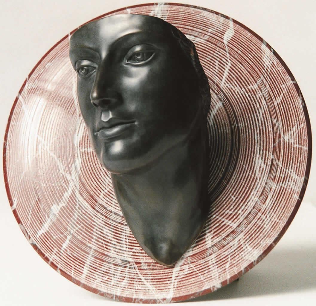 Figurative Sculpture de Margot Homan - Coeur Corazón Escultura Bronce Retrato Clásico Contemporáneo