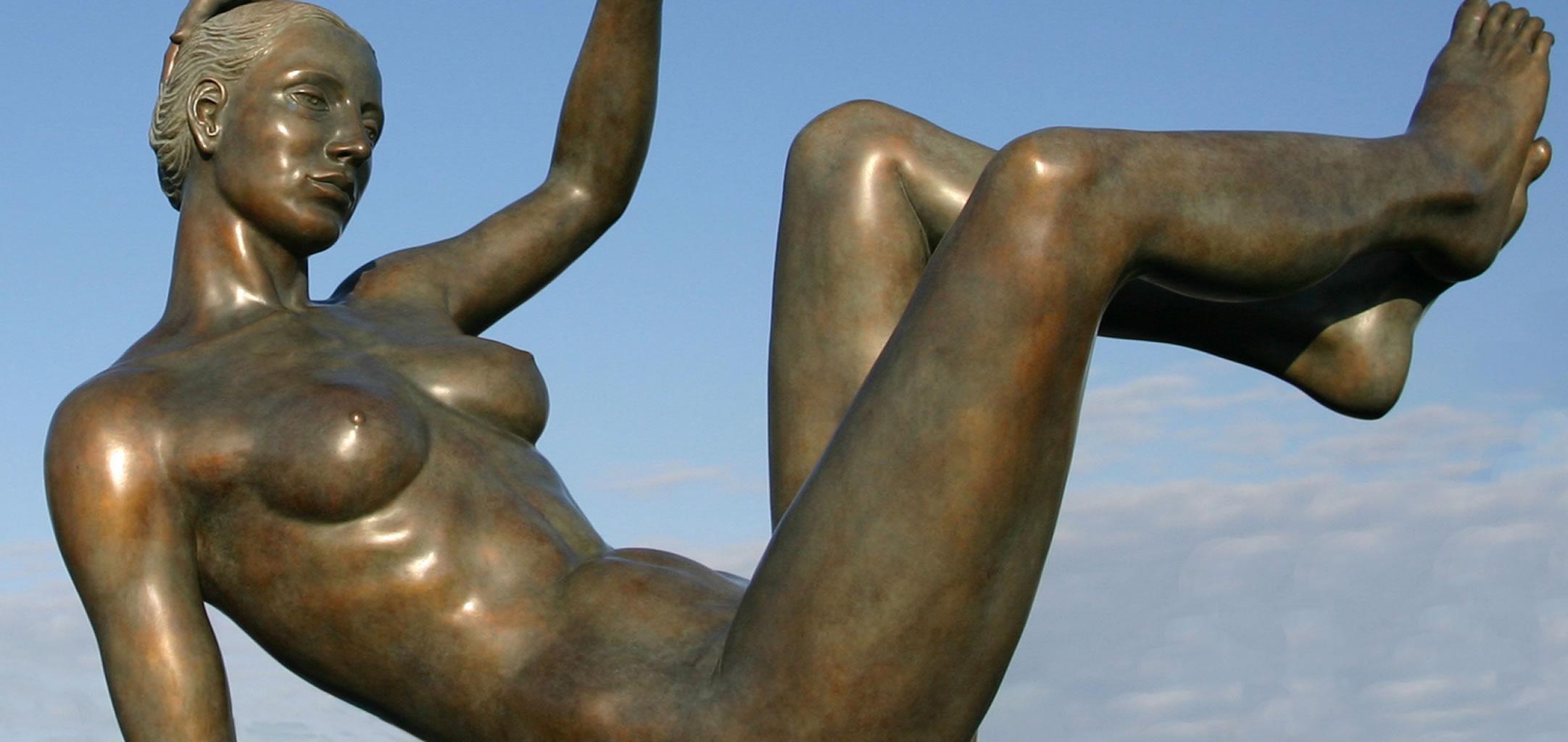 De Gave The Gift Big Bronze Sculpture Classical Contemporary Mythology - Gold Nude Sculpture by Margot Homan