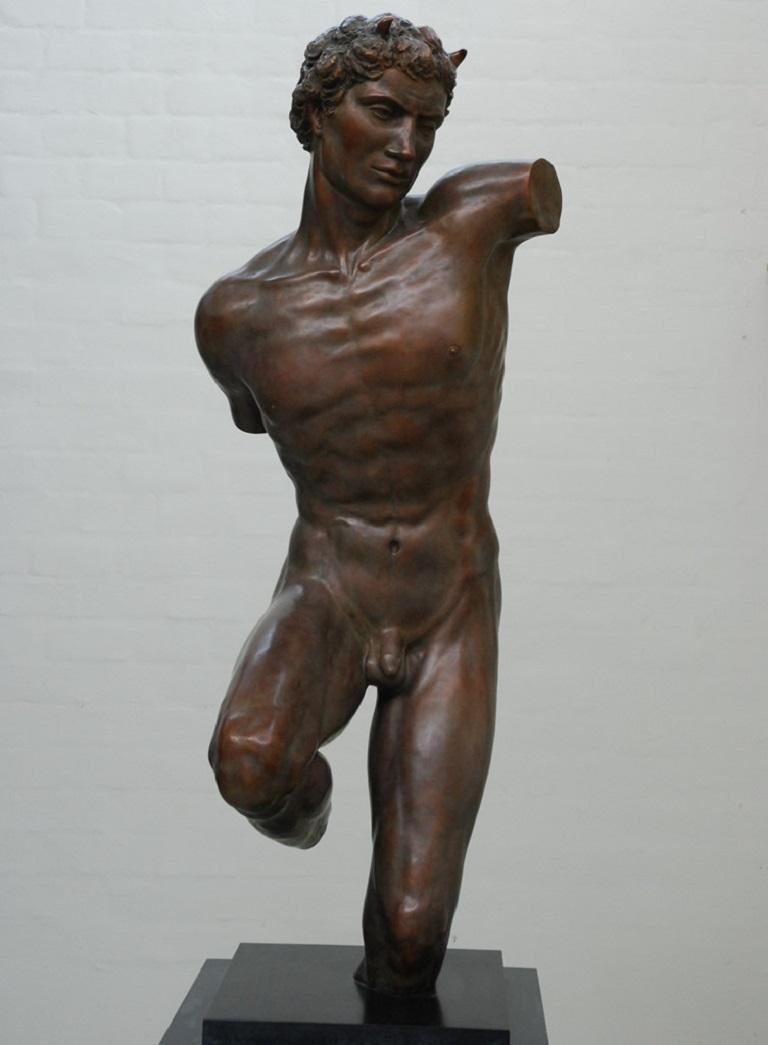 Figurative Sculpture di Margot Homan - Torso di Dionisio Tors Scultura in bronzo Mitologia classica Arte contemporanea