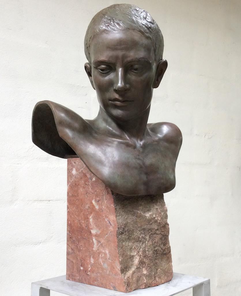 Margot Homan Figurative Sculpture - Mystiek Portret Mystical Portrait Bronze Sculpture on Stone Classic Contemporary