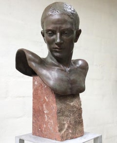 Mystiek Portret Mystical Portrait Bronze Sculpture on Stone Classic Contemporary