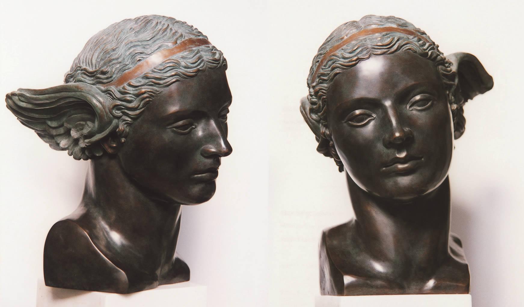Psyche Bronze-Skulptur Mythologie Klassisch Zeitgenössisch 

Die Skulpturen von Margot Homan (1956, Oss, Niederlande) zeigen eine perfekte Beherrschung des alten Handwerks des Modellierens und Bildhauens, mit dem sie eine jahrhundertealte Tradition