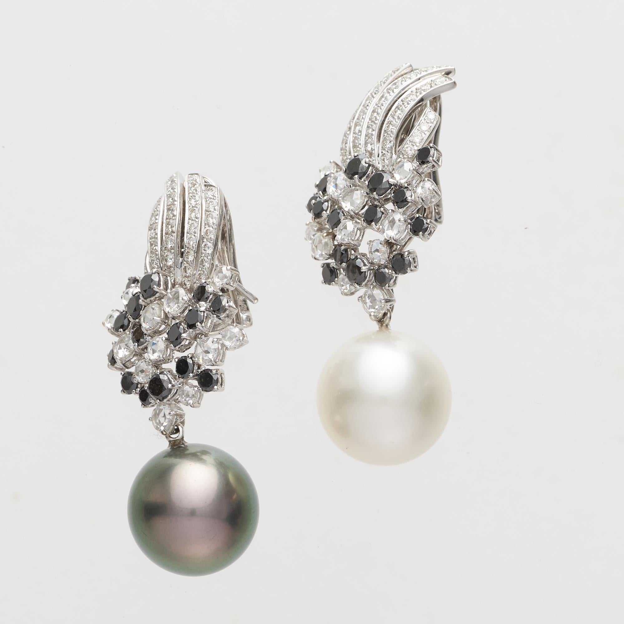 Mixed Cut Margot McKinney 18 Karat Gold Earrings with White/Black Diamonds, Pearl Drops