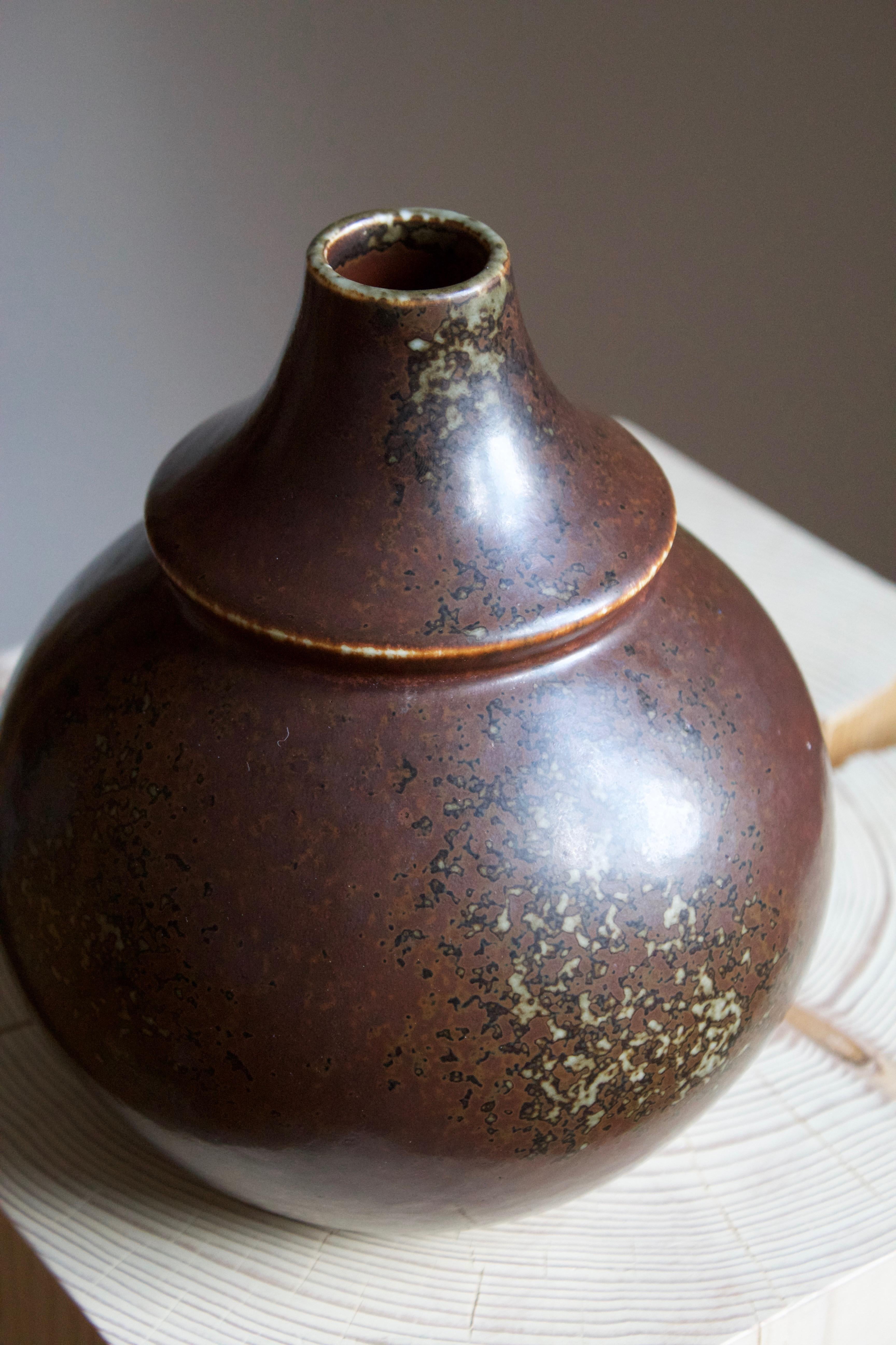 Mid-20th Century Margot Öjemark Wiijk, Freeform Vase, Glazed Stoneware, Rörstrand, Sweden, 1960s