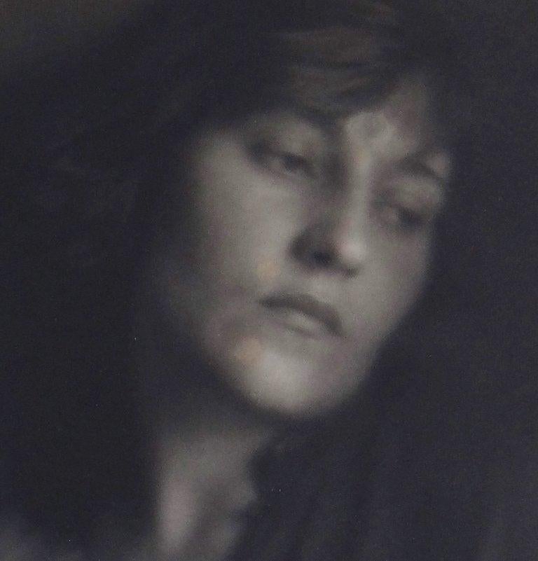Portrait sans titre, photographie vintage de Margrethe Mather 1