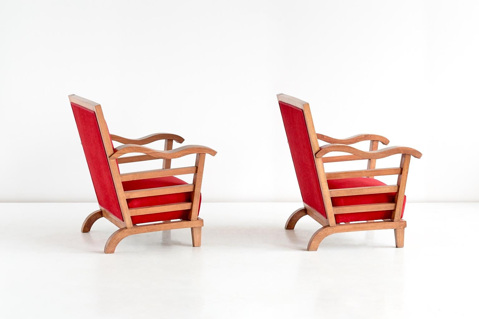 Marguerite Dubuisson Pair of Armchairs in Oak and Elm, France, 1947 In Good Condition For Sale In The Hague, NL
